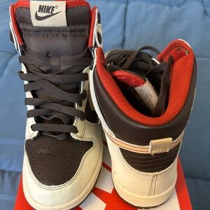 Nike High Dunk EUC, Men’s Sz. 7, worn a handful of times